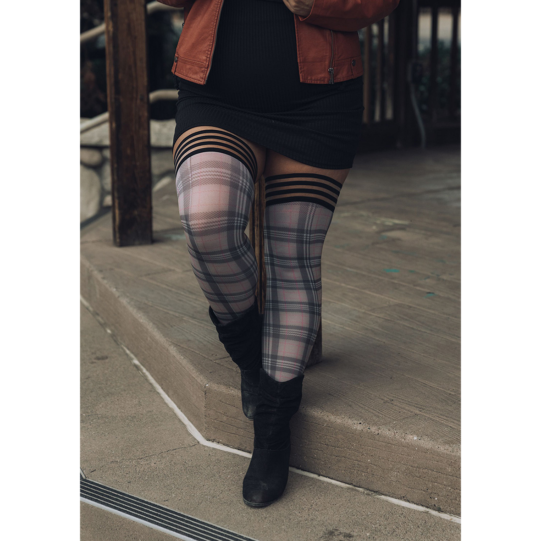 Lori - Thigh High - D - Grijs