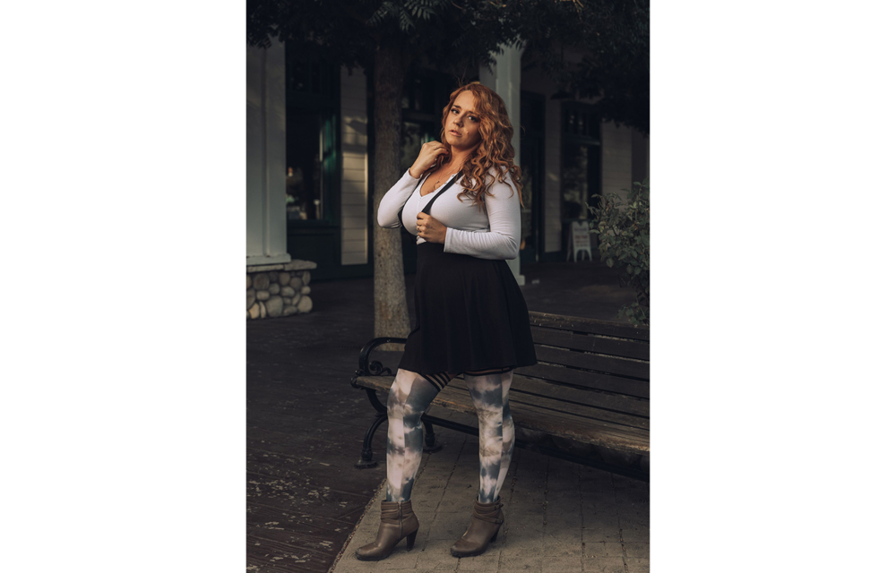 Mackenzie - Thigh High - B - Black