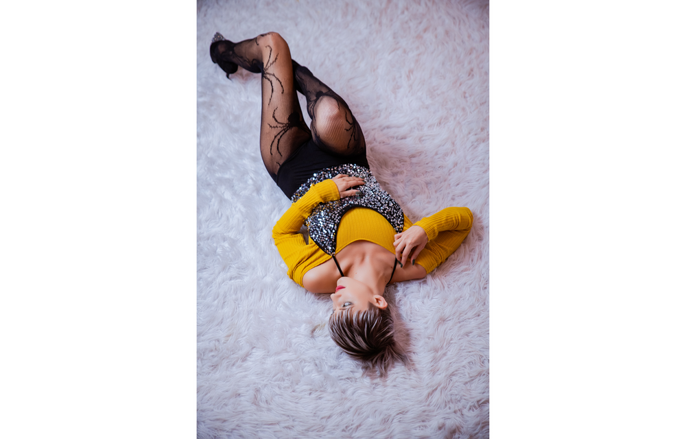 Fishnet Tights Spider Black – Dare to be bold and stylish!