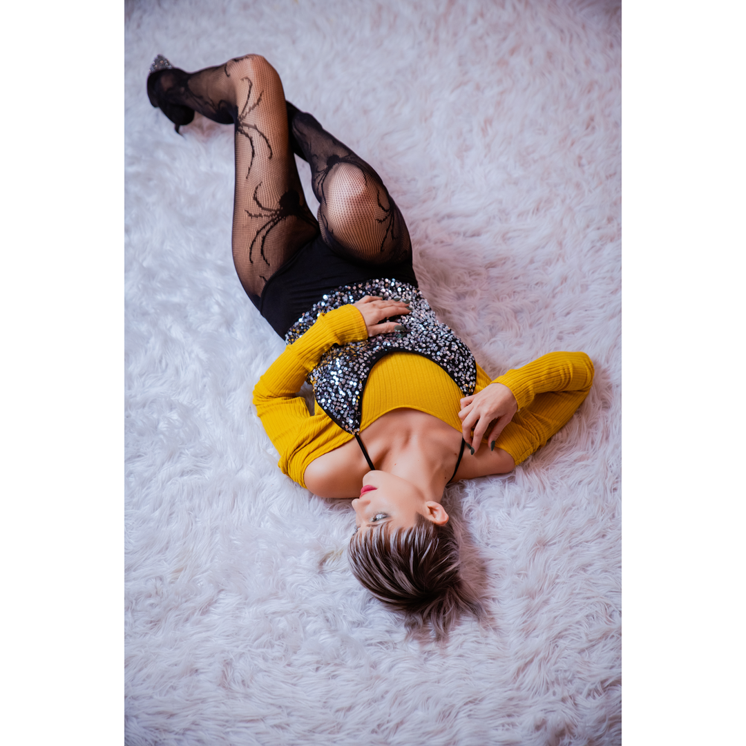 Fishnet Tights Spider Black – Dare to be bold and stylish!