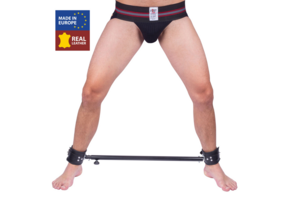 Adjustable Metal Spreader Bar With Leather Cuffs – Black