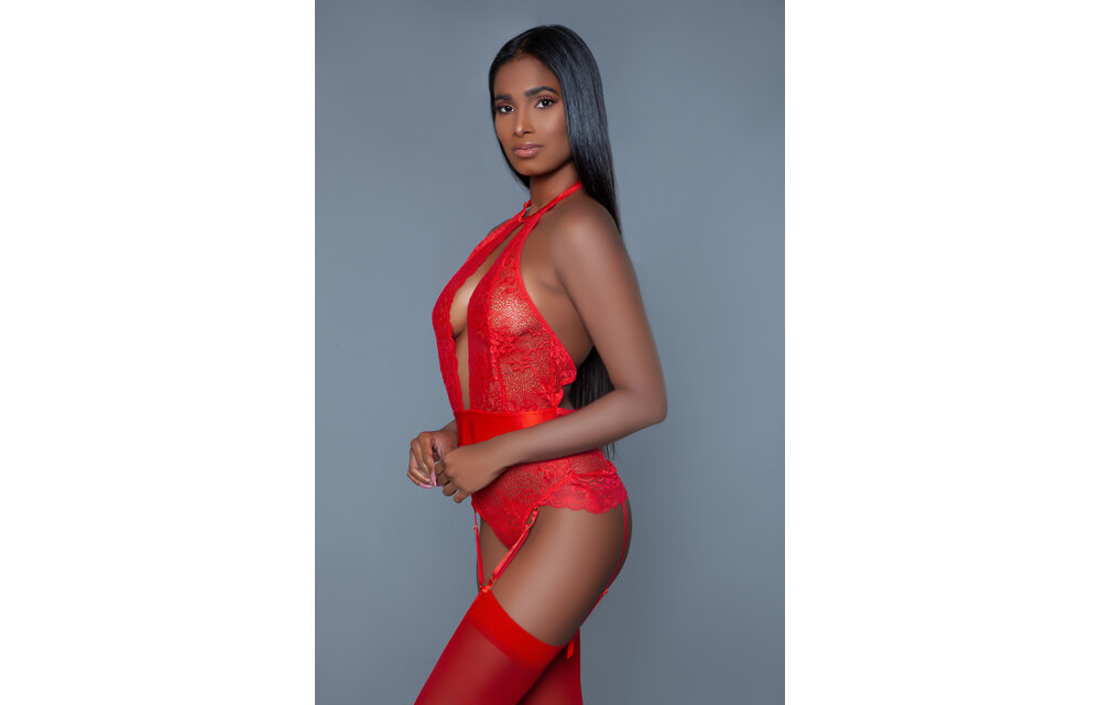 Ophelia Bodysuit Rd Satijn – Luxe & Verleidelijke Jarretels
