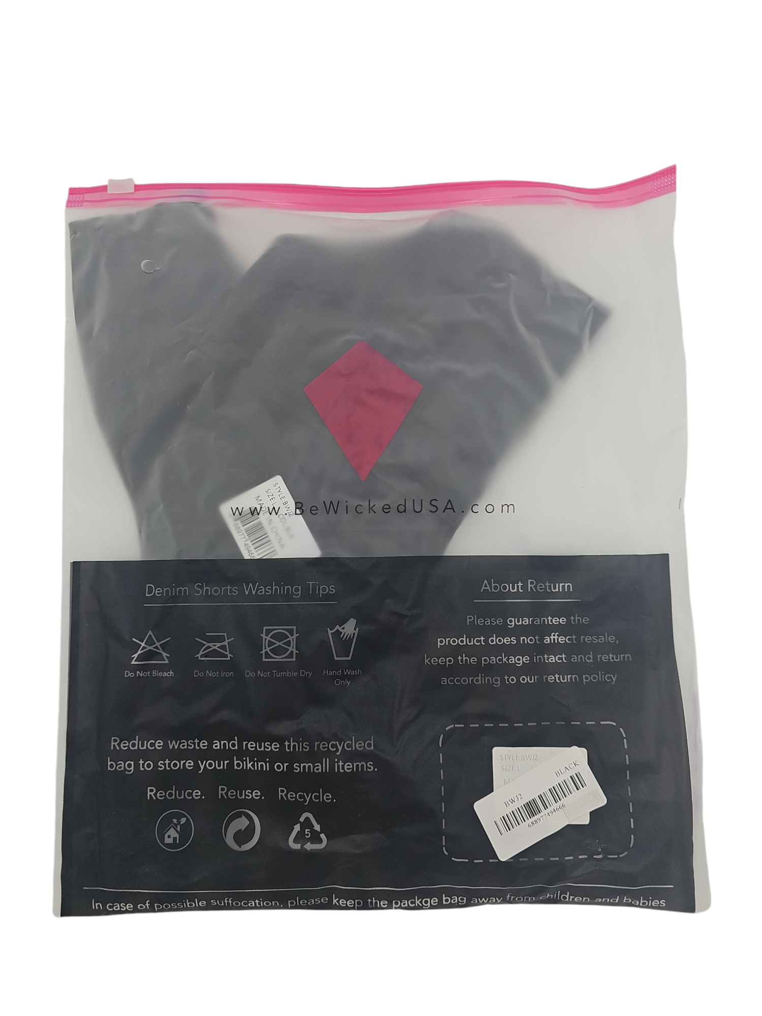 Suns Out Buns Out Shorts Schwarz | Stilvoll & gewagt Komfort