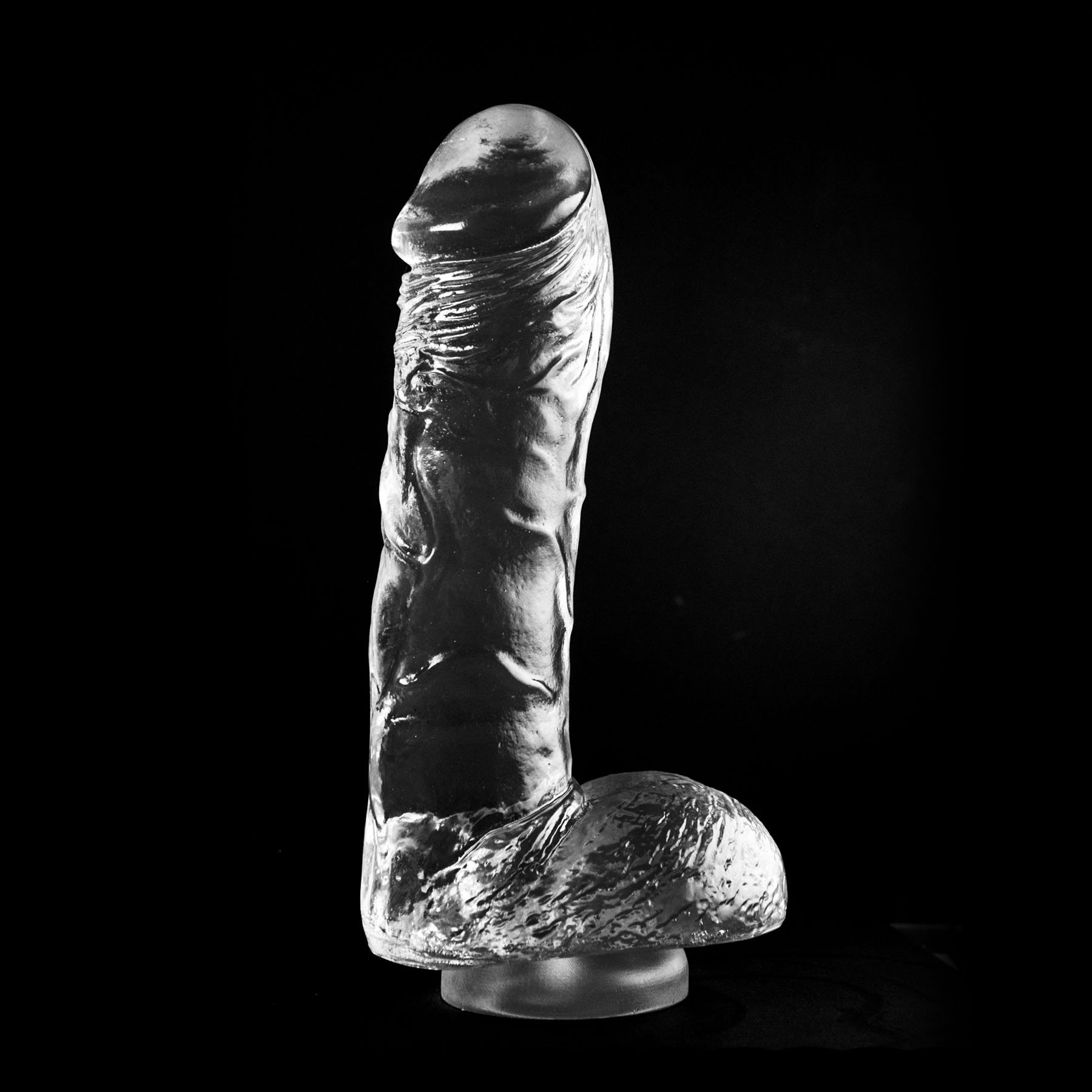 Dark Crystal Clear Dildo 26 cm – Safe, Smooth & Intense Pleasure