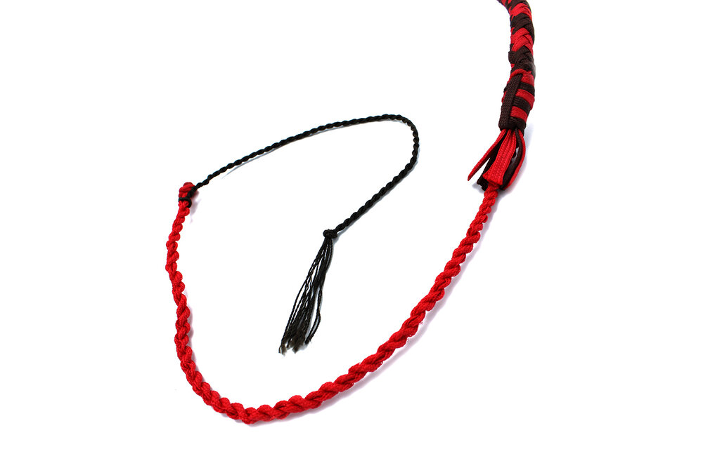 Nylon Bullwhip 120 cm Black/Red – Strong & Precise