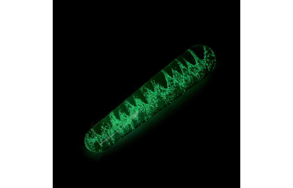 Glass Dildo Smooth - Glow in the Dark