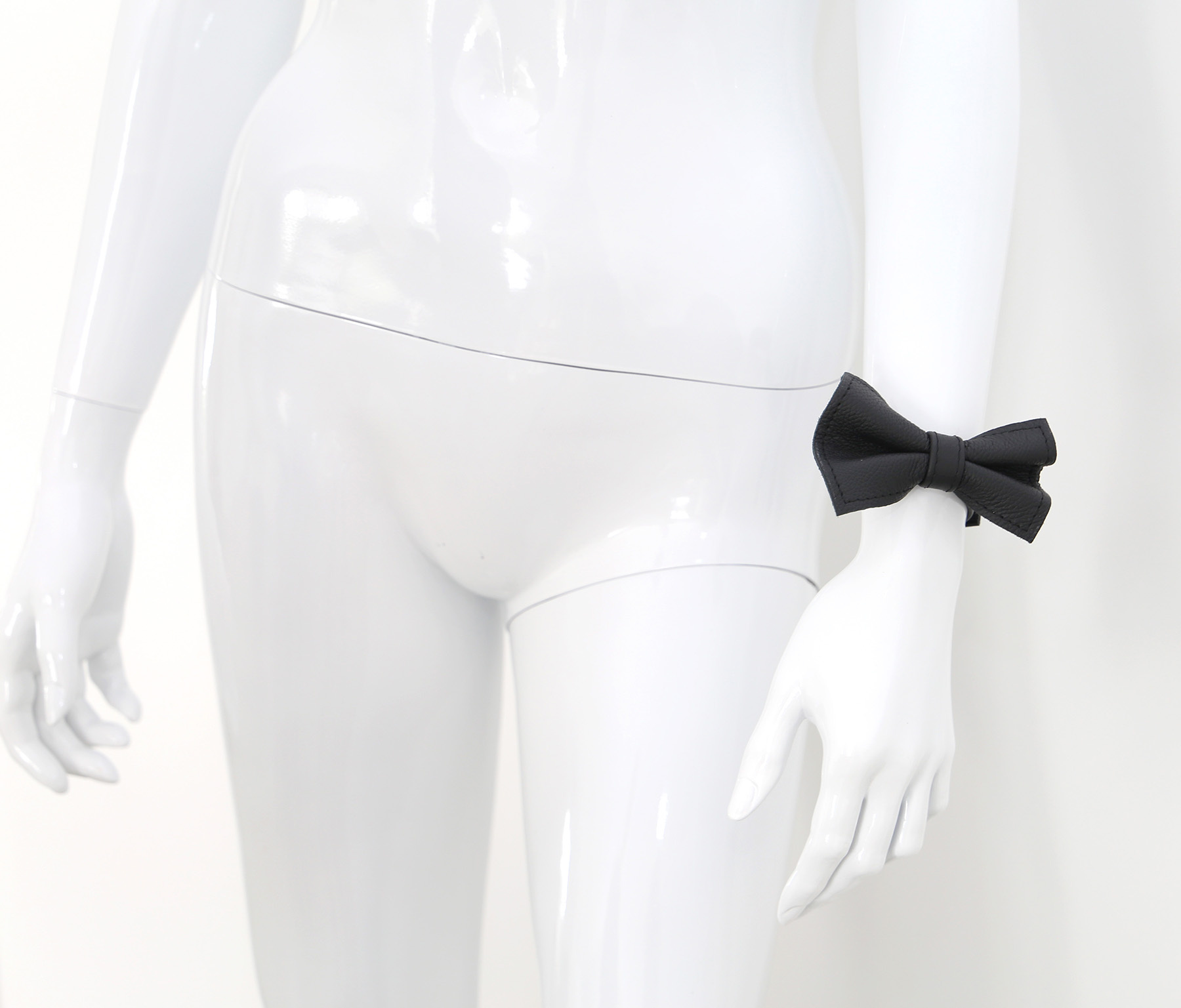 Lederen Armband Fly Your Servant – Verstelbaar & Stoer Zwart