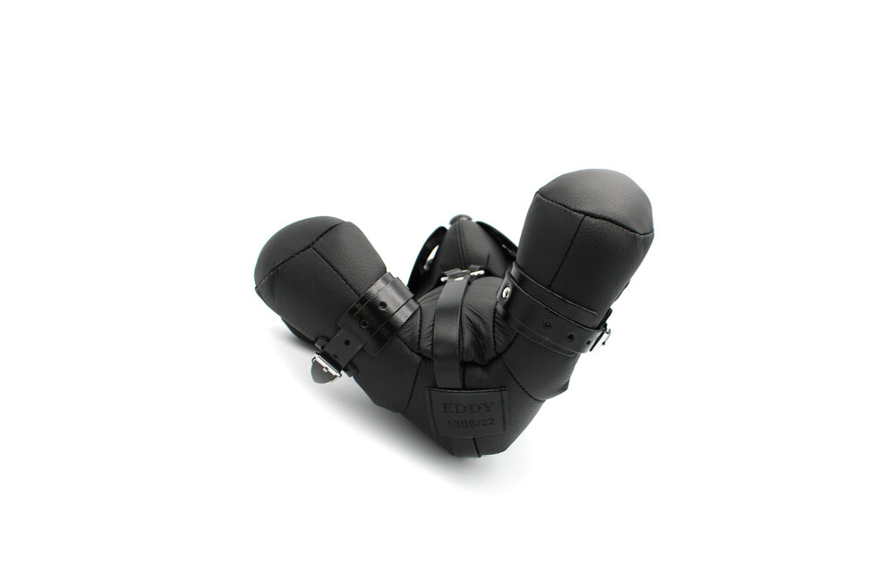 Eddy Bdsm Teddy Zwart – Kinky Lederen Knuffel & Decoratie