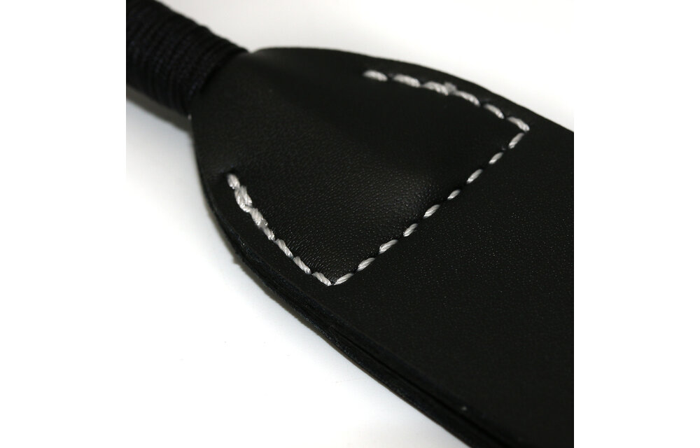 Elegant black PU whip 51 cm | Kiotos Leather powerful