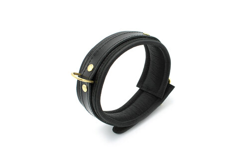 Glanzende Zwarte Leren Bdsm-Halsband | Stijl & Comfort