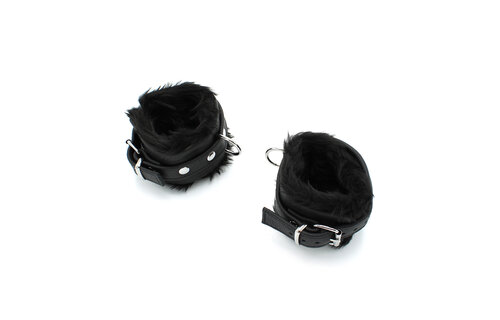Black Leather Handcuffs With Soft Fluffy Comfort - Kiotos