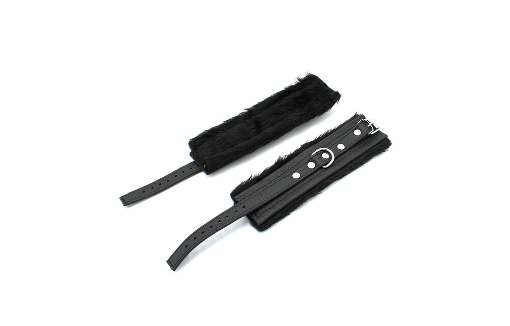 Black Leather Handcuffs With Soft Fluffy Comfort - Kiotos