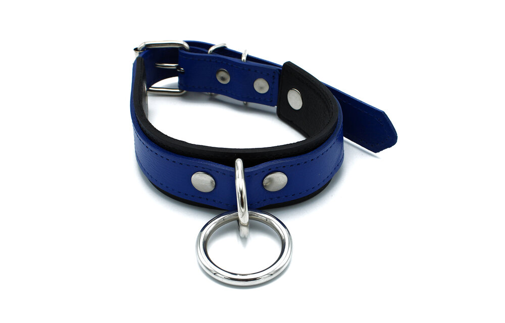 Zwart-Blauwe Leren Halsband Met O-Ring | Verstelbaar & Stoer