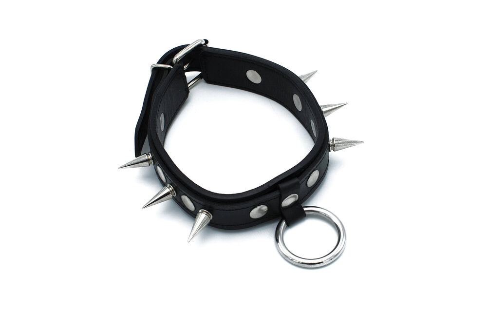 Zwarte Leren Halsband Met Spikes & O-Ring | Stoer & Verstelbaar