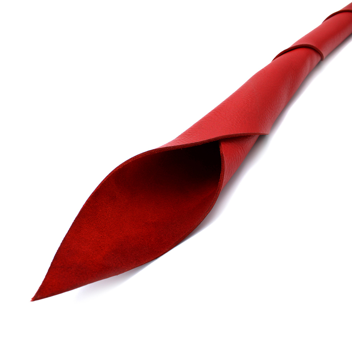 Red leather Sultan whip 76 cm | Stylish & Durable