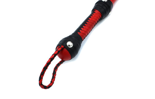 Red leather Sultan whip 76 cm | Stylish & Durable