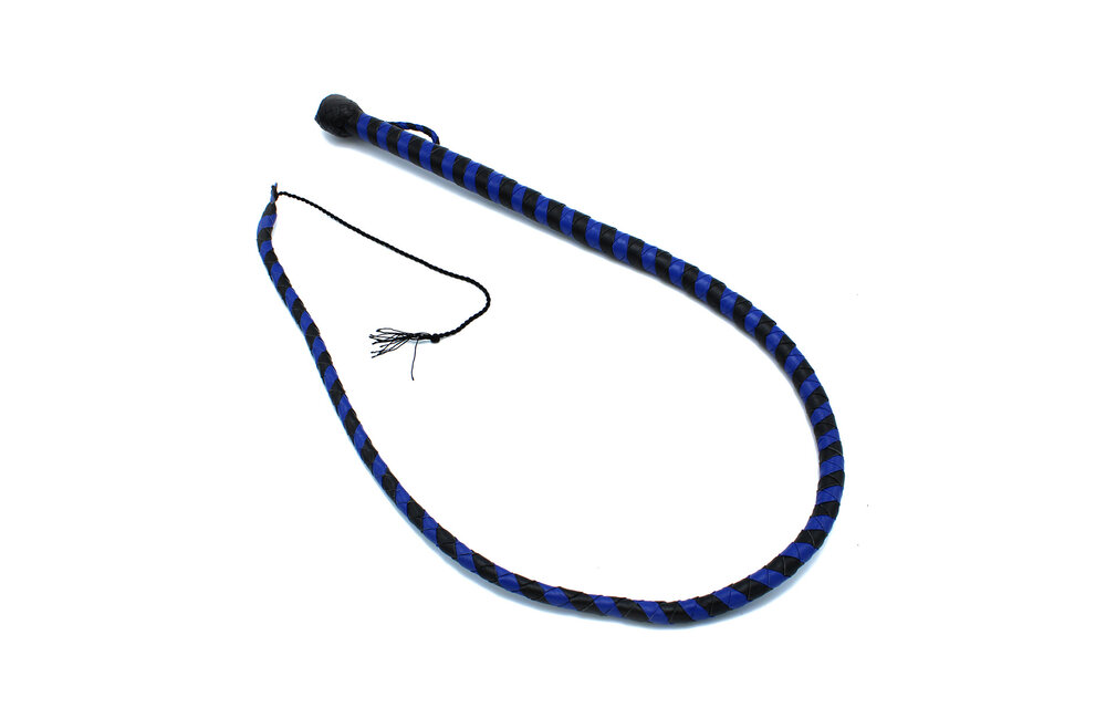 Lederpeitsche Schwarz & Blau 140 cm | Langlebig & Stilvoll