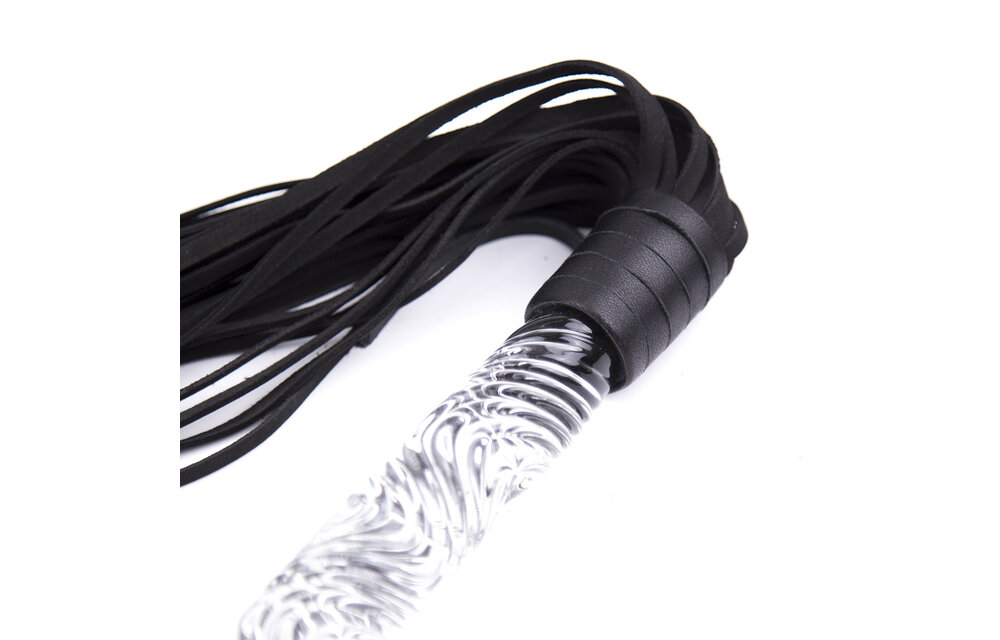Schicke schwarze Peitsche mit Glasgriff – luxuriös & vielseitig