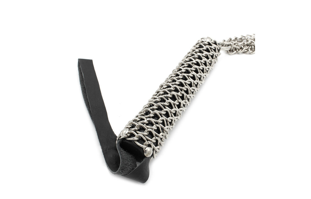 Einzigartiger Stahlkettenpeitsche 62 cm – Kraft & Stil