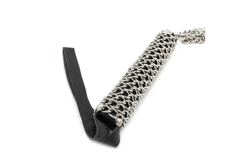 Einzigartiger Stahlkettenpeitsche 62 cm – Kraft & Stil