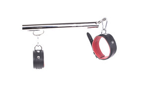 Spreizstangenset 76 cm rotes Leder & Edelstahl | Luxuriöse Handschellen