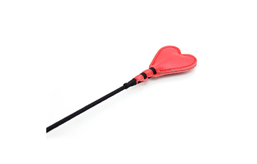 Heart-shaped Whip Luxury Leather & Steel | Perfect Lover