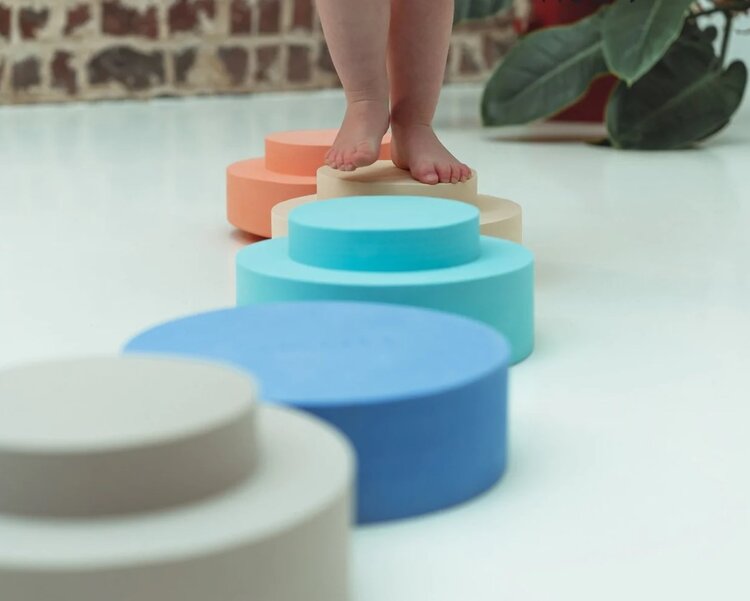 Moes Moes | Rainbow chair 5 blokken