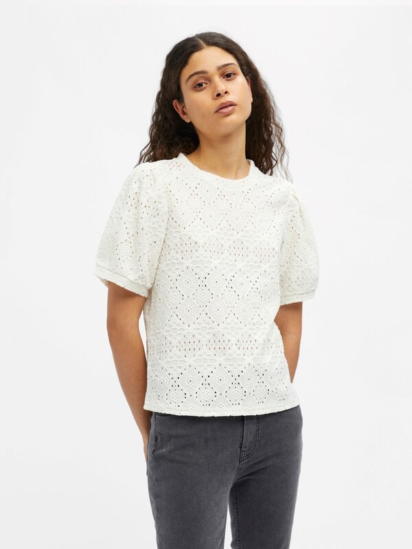 Object Object | Top Feodora off white