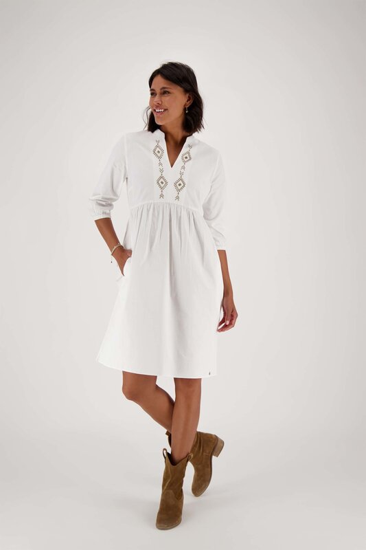 Zusss Jurk met geborduurde details zand Stijl28