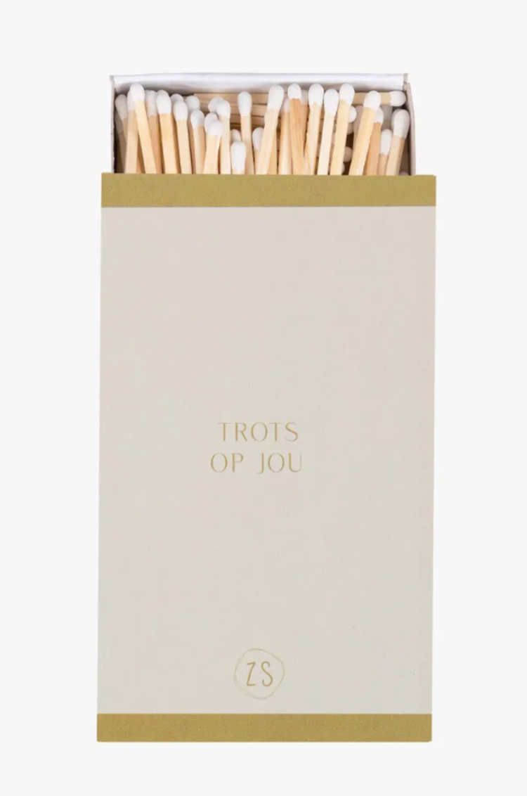 Zusss Zusss | Lucifers trots op jou zand