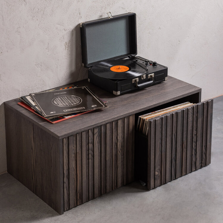 WOOOD. Woood | New Gravure kistbank espresso