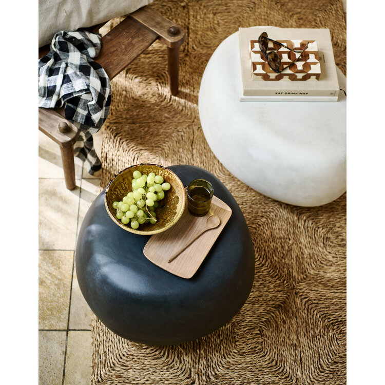 vtwonen vtwonen | Bijzetttafel Pebble betonlook antraciet 35xØ50