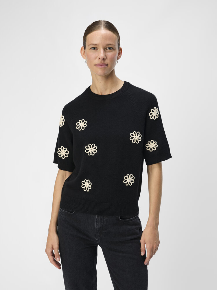 Object Object | Trui Laney black NOOS