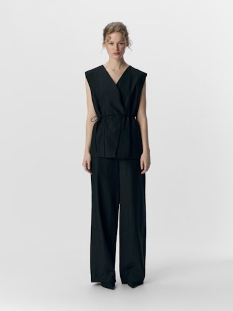 Object Object | Wikkelgilet Yui zwart