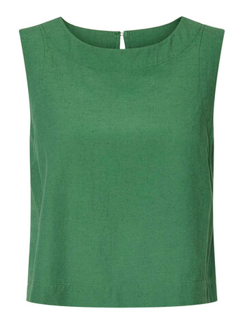 Pieces Pieces | Top Tera fairway