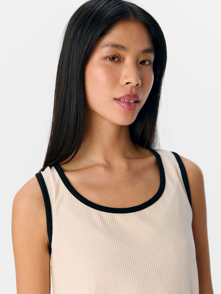 Object Object | Tank top Jamie sandshell/black NOOS