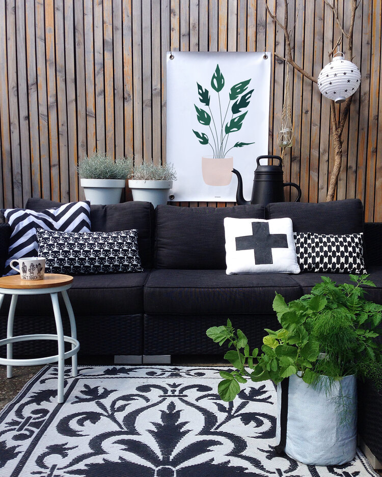 Villa Madelief VM | Tuinposter grote plant