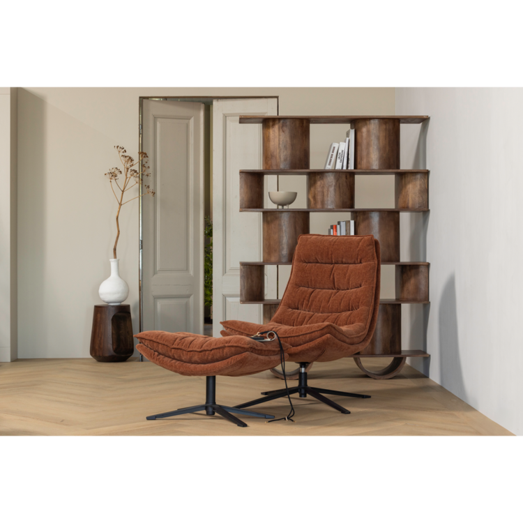 WOOOD Woood | Draaifauteuil Kube met hocker bruin