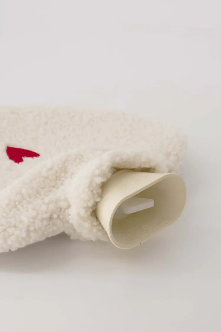 Zusss Zusss | Kruik in hartvorm teddy wit