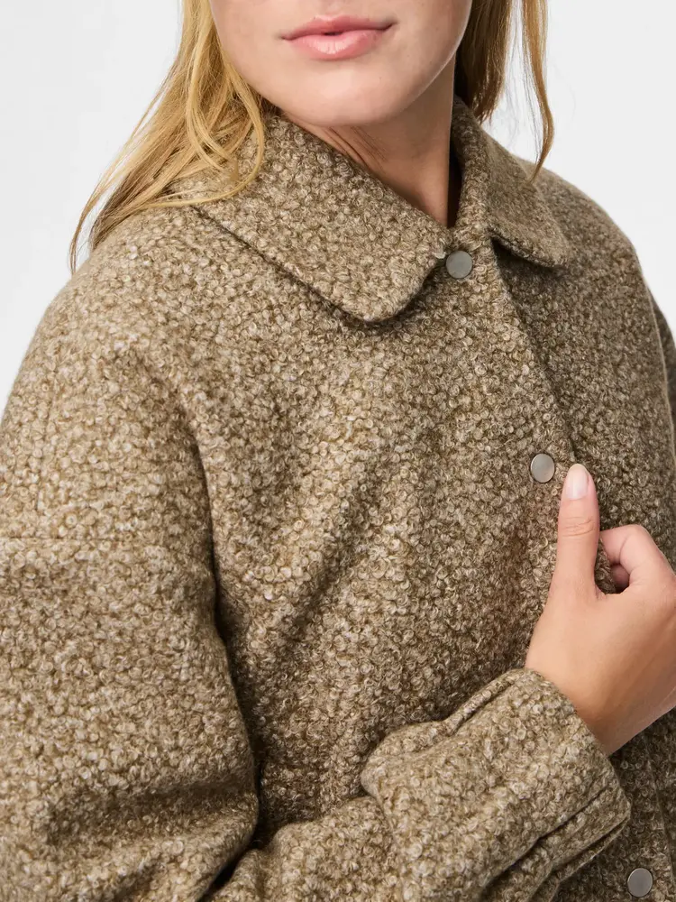 Pieces Pieces | Kort jasje Nadia morel