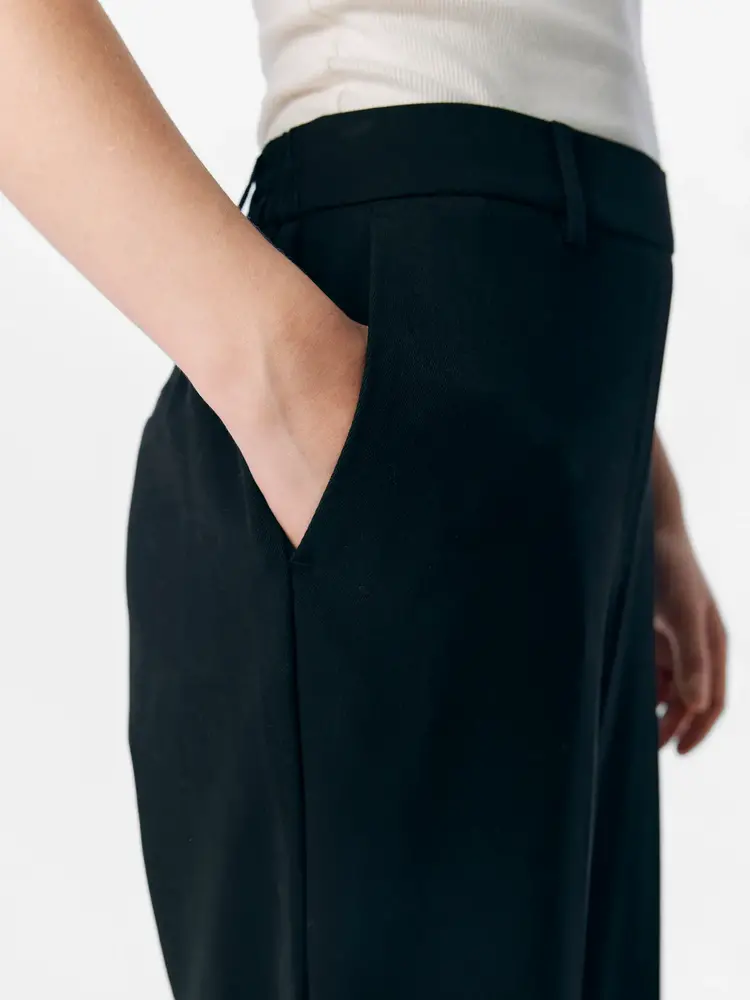 Object Object | Lisa straight black