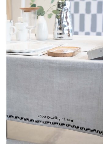 Zusss Zusss | Tafelkleed Good food good mood 250x150cm