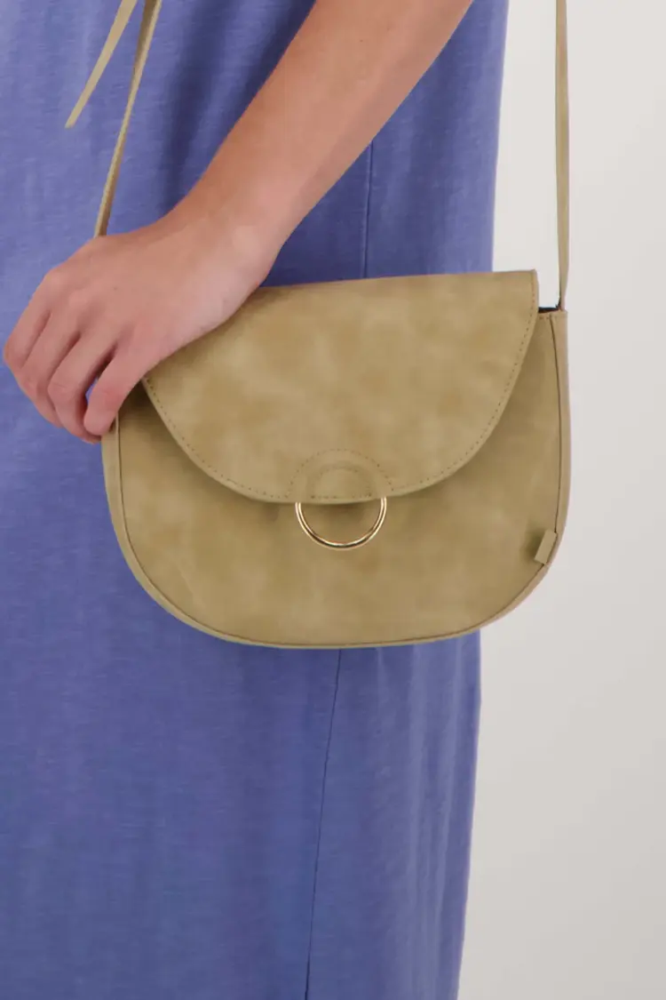 Zusss Zusss | Schoudertas buckle met ring sahara