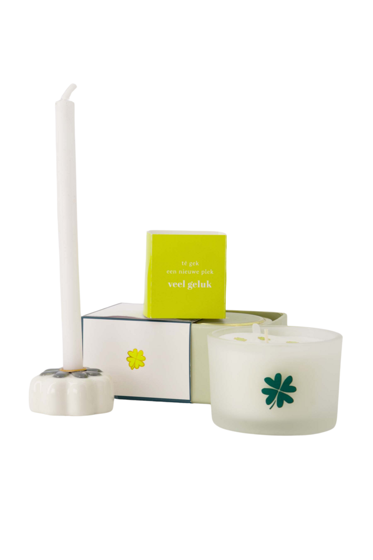 Zusss Zusss | Geurkaars tinnen in schuifdoosje veel geluk klavertje wit/groen