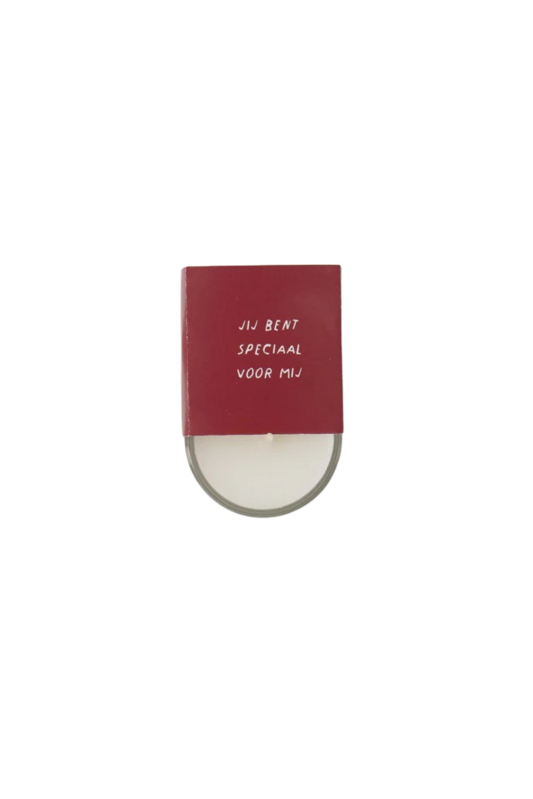 Zusss Zusss | Geurkaarsje in wikkel hartjes wit/rood