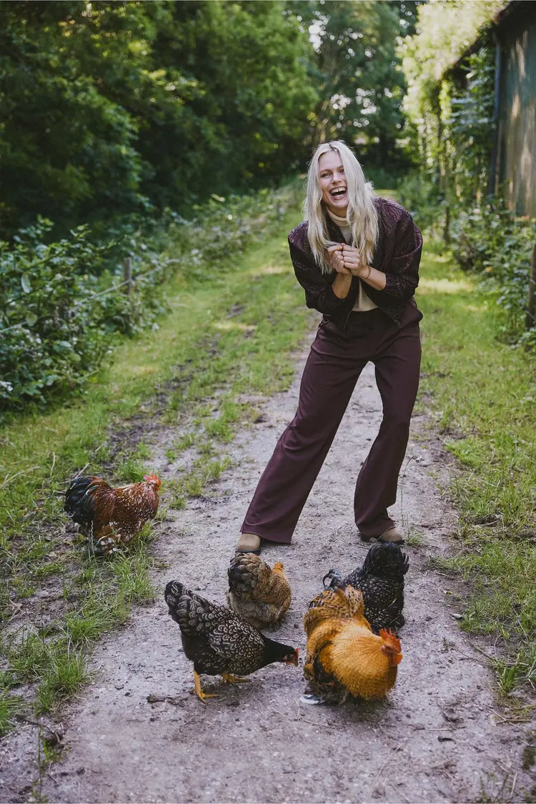 Zusss Zusss | Broek met krijtstreep chocoladebruin