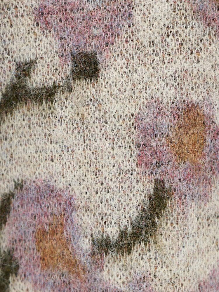 Object Object | Trui Lucie white sand flower