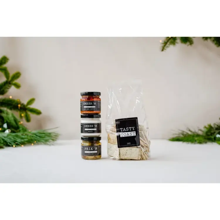 Flessenwerk Flessenwerk | Tapenade Smeer 'm oude kaas tapenade