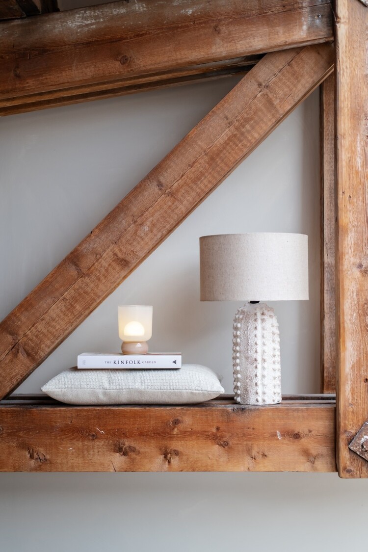 Home society Home Society | Tafellampje led Liro beige