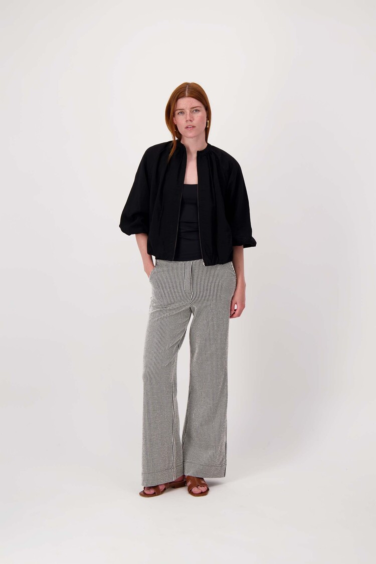 Zusss Zusss | Gestreepte broek met structuur